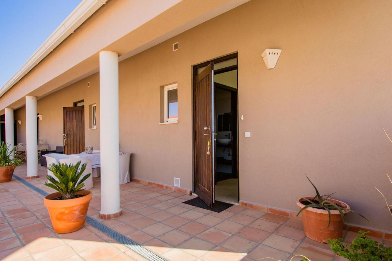 Corte Velada Guest House By Lovelystay ラゴス エクステリア 写真
